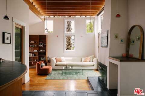 803 Boccaccio, Venice, CA 90291