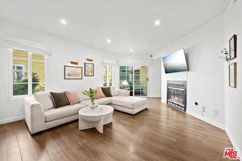 6626 Clybourn Ave, North Hollywood, CA 91606