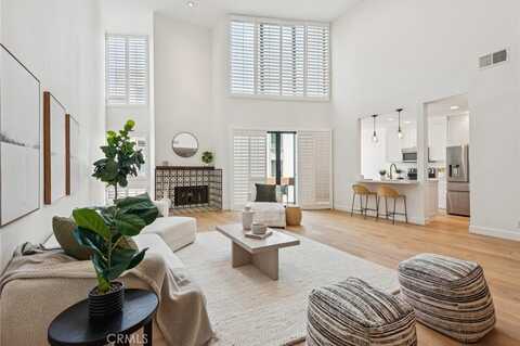 750 S Bundy Drive, Los Angeles, CA 90049