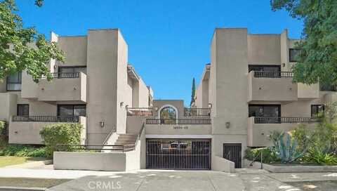 14634 Magnolia Boulevard, Sherman Oaks, CA 91403