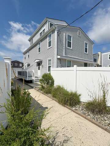 242 37th, Sea Isle City, NJ 08243