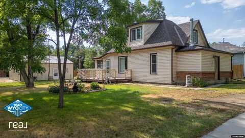 326 S 4th Street, Douglas, WY 82638