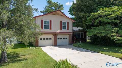 2103 Bideford Drive SW, Huntsville, AL 35803