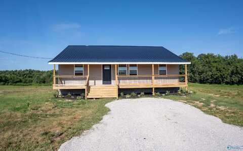 339 County Road 83, Pisgah, AL 35765