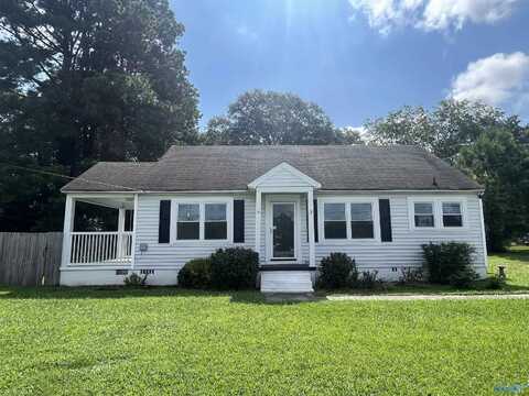 1208 Barkley Street SW, Hartselle, AL 35640