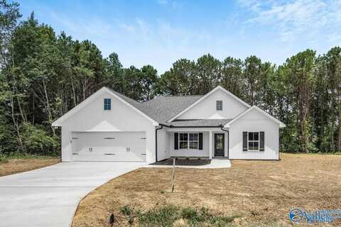 335 Maple Circle, Arab, AL 35016