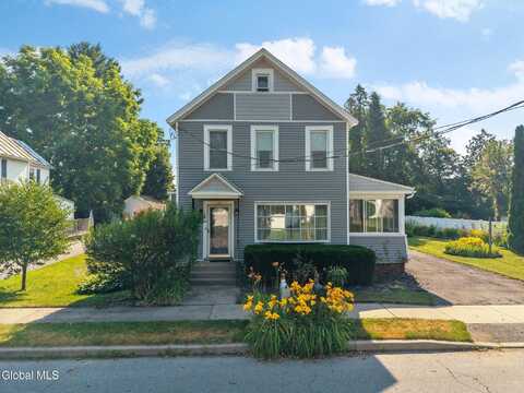 8 Newton Avenue, Saratoga Springs, NY 12866