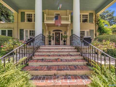 517 S Scott Street, Scottsboro, AL 35768
