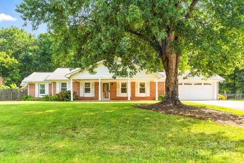 1221 McCorkle Road, Charlotte, NC 28214