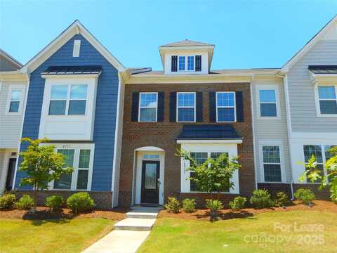 12715 Wandering Brook Drive, Charlotte, NC 28273