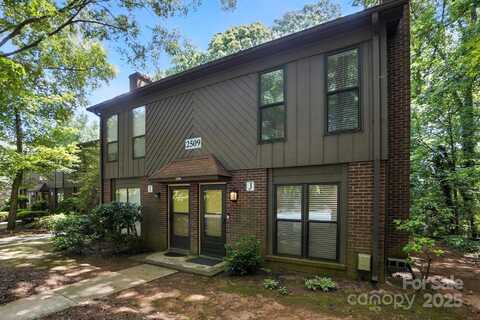 2509 Kilborne Drive unit: J, Charlotte, NC 28205