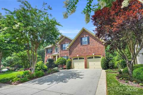 5706 Carter Woods Court, Waxhaw, NC 28173