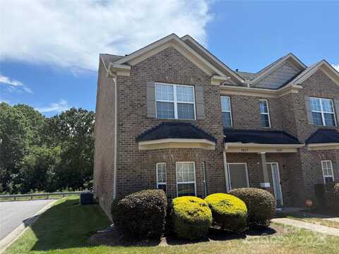 5687 Stafford Road, Charlotte, NC 28215