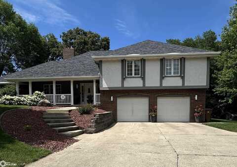 138 Timberline Road, Carroll, IA 51401