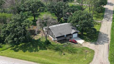 2102 Taylor Avenue, Rowan, IA 50470