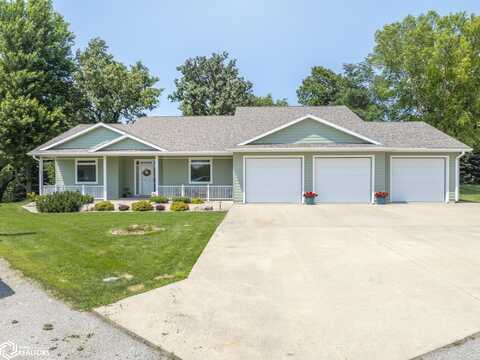 206 Brickyard Court, Sheffield, IA 50475