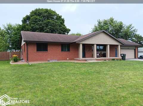 104 E Depot Street E, New Sharon, IA 50207