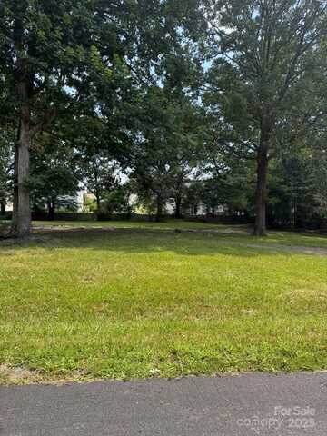 4216 Scarlet Street, Matthews, NC 28104