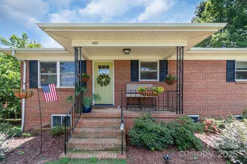 1501 Old Hickory Grove Road, Mount Holly, NC 28120