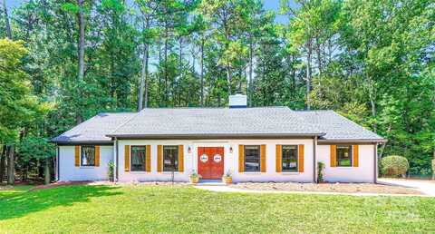 4704 Autumn Leaf Lane, Charlotte, NC 28277