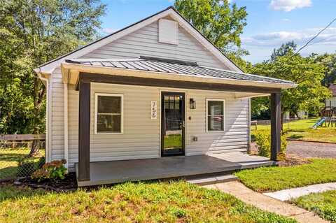756 6th Avenue SW, Hickory, NC 28602