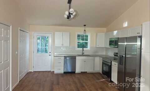 133 Tower Drive unit: 35, Statesville, NC 28677