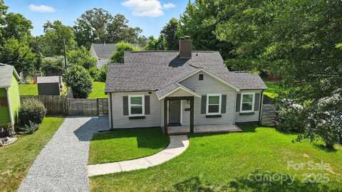 2437 Remount Road, Charlotte, NC 28208