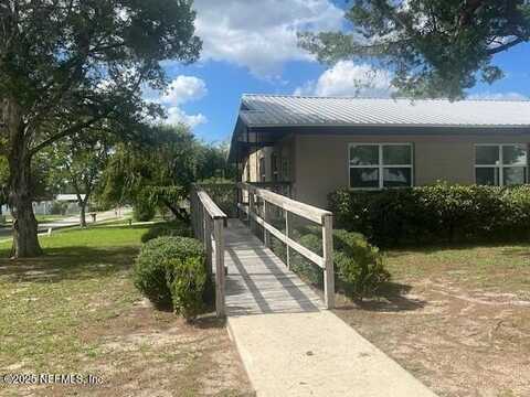 160 Nightingale Street unit: B, Keystone Heights, FL 32656