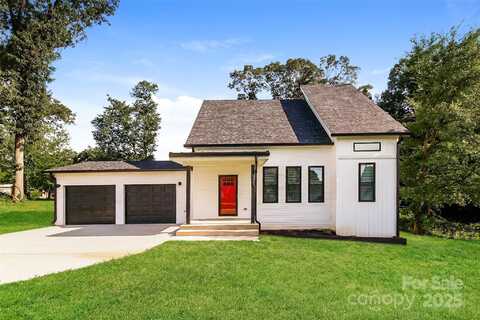131 Clearview Road, Statesville, NC 28625