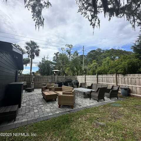 7304 BOWDEN Road, Jacksonville, FL 32216