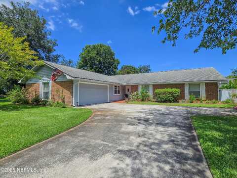 2243 THE WOODS Drive E, Jacksonville, FL 32246