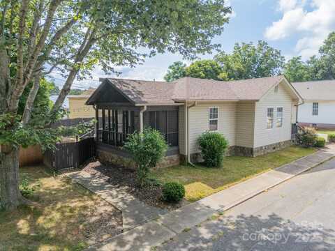 448 17th Street, Cramerton, NC 28032