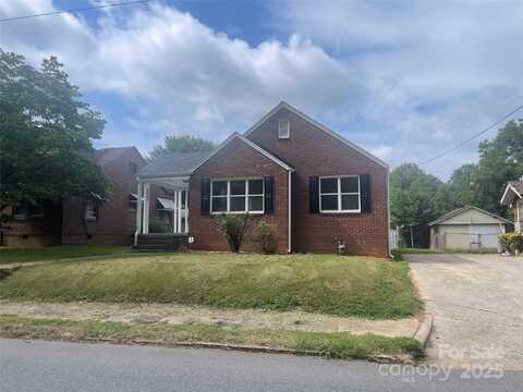 823 Lincolnton Road, Salisbury, NC 28144