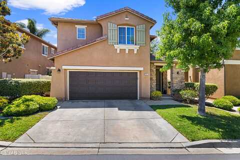 601 Clearwater Creek Drive, Newbury Park, CA 91320