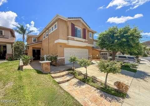 3030 Hollycrest Avenue, Thousand Oaks, CA 91362