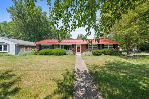 822 Howard Street, Elyria, OH 44035