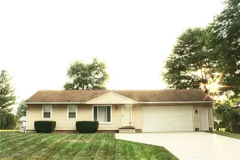 3638 Hightree Avenue SE, Warren, OH 44484