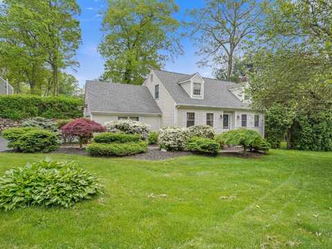 22 Rocky Ridge Drive, Trumbull, CT 06611