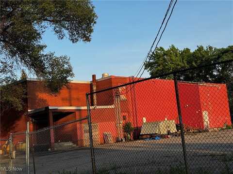 7412 Lawn Avenue, Cleveland, OH 44102