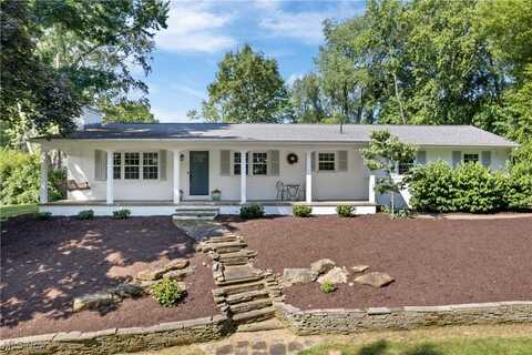 7635 Ravine Drive NW, North Canton, OH 44720