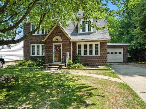 3320 Wilson Avenue, Ashtabula, OH 44004