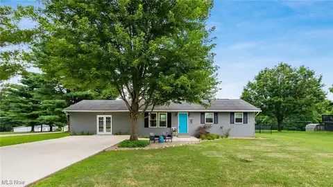 5470 Airwood Drive, Zanesville, OH 43701
