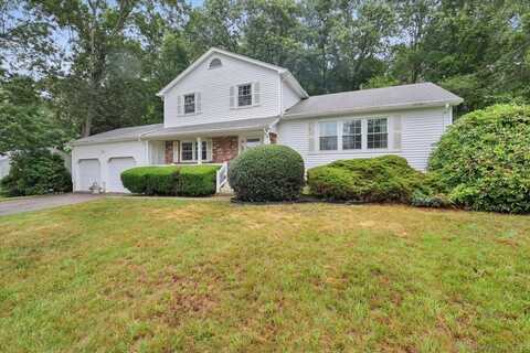 14 Glenvale Street, Waterford, CT 06385