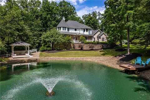 5533 Winter Brook Drive, Valley City, OH 44280