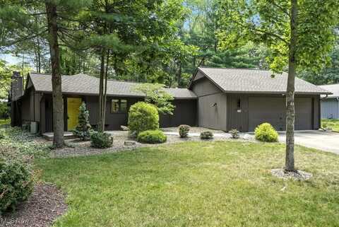 10125 Maple Branch Trail, Strongsville, OH 44149