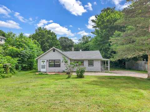 34 South Windham Road, Windham, CT 06226