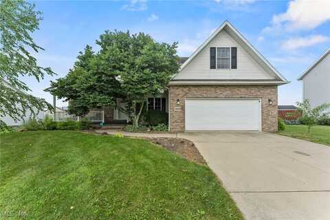 1603 Sturbridge Drive, Louisville, OH 44641