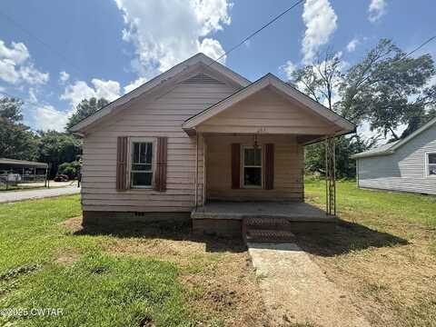 153 Ross Avenue, Dyersburg, TN 38024