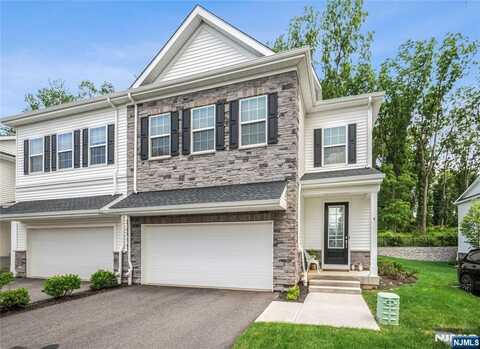 9 Myers Terrace 901, Morris Plains Borough, NJ 07950