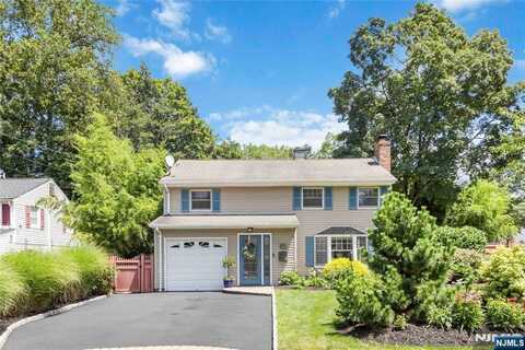 65 W Saddle River Road, Waldwick, NJ 07463